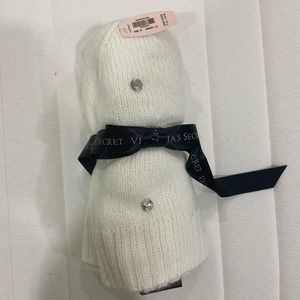 Victoria secret soft hat and scarf